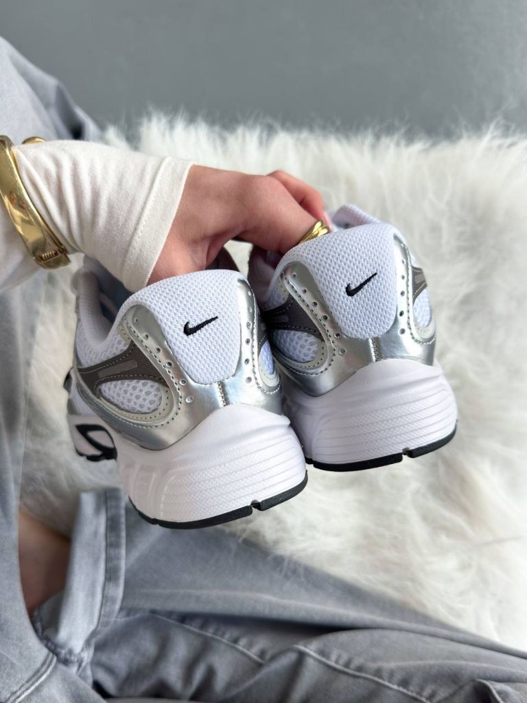 Nike Zoom Vomero 5 RNR White Silver Black