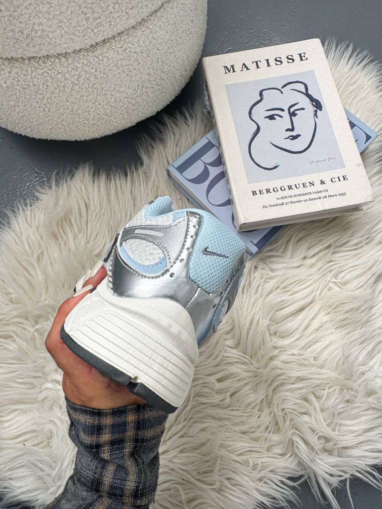 Nike Zoom Vomero 5 RNR White Silver Blue