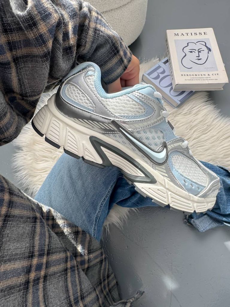 Nike Zoom Vomero 5 RNR White Silver Blue