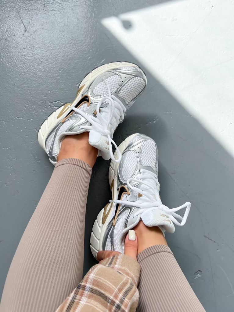 Кросівки Nike Zoom Vomero 5 RNR Silver Gold