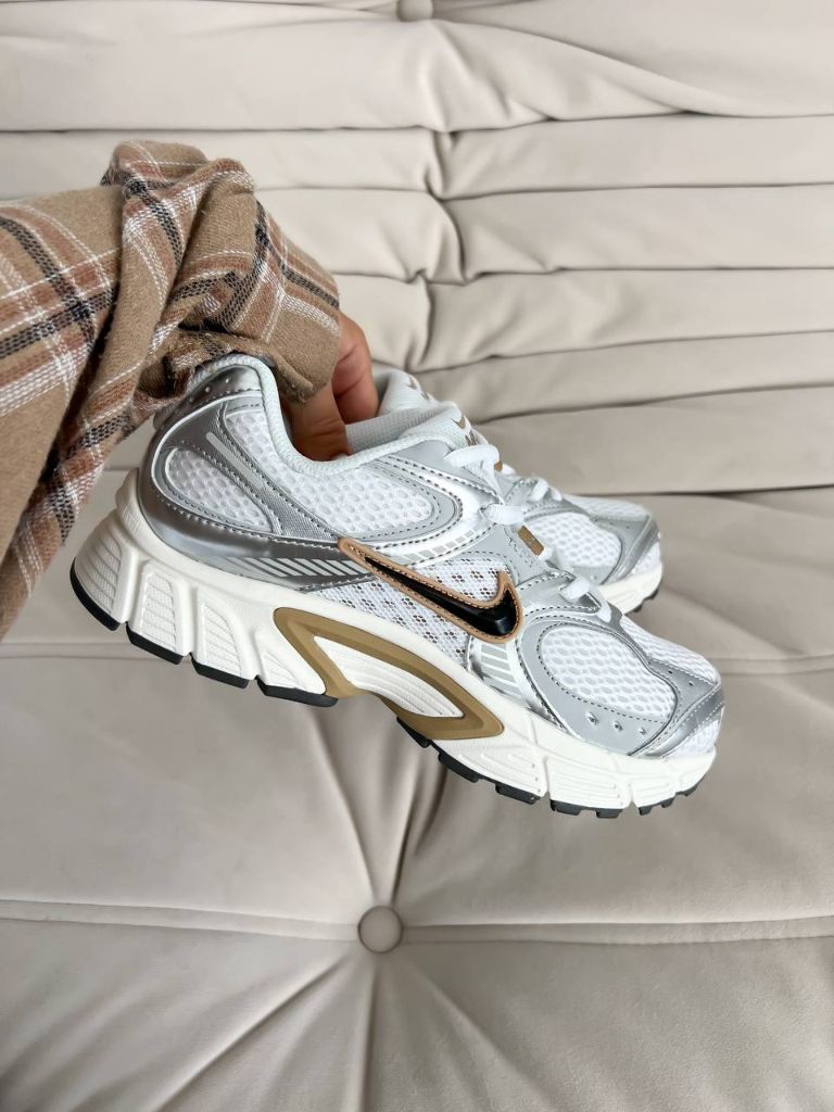 Кросівки Nike Zoom Vomero 5 RNR Silver Gold