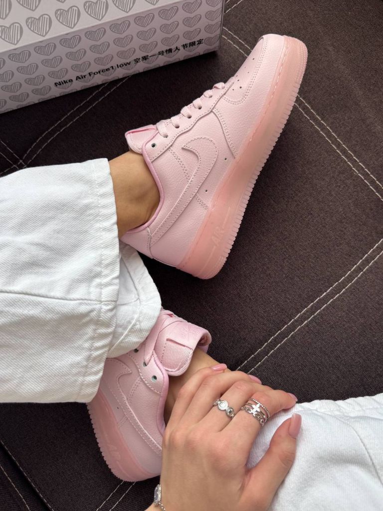 Рожеві кросівки Nike Air Force Nocta D Pink