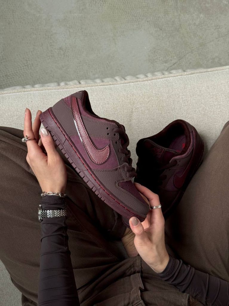 Кросівки бургунді Nike Dunk Low Burgundy