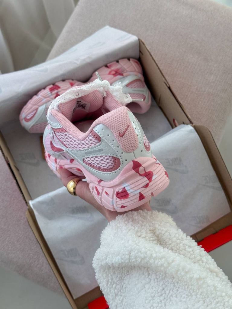 Кросівки Nike Zoom Vomero 5 RNR Сustom Pink