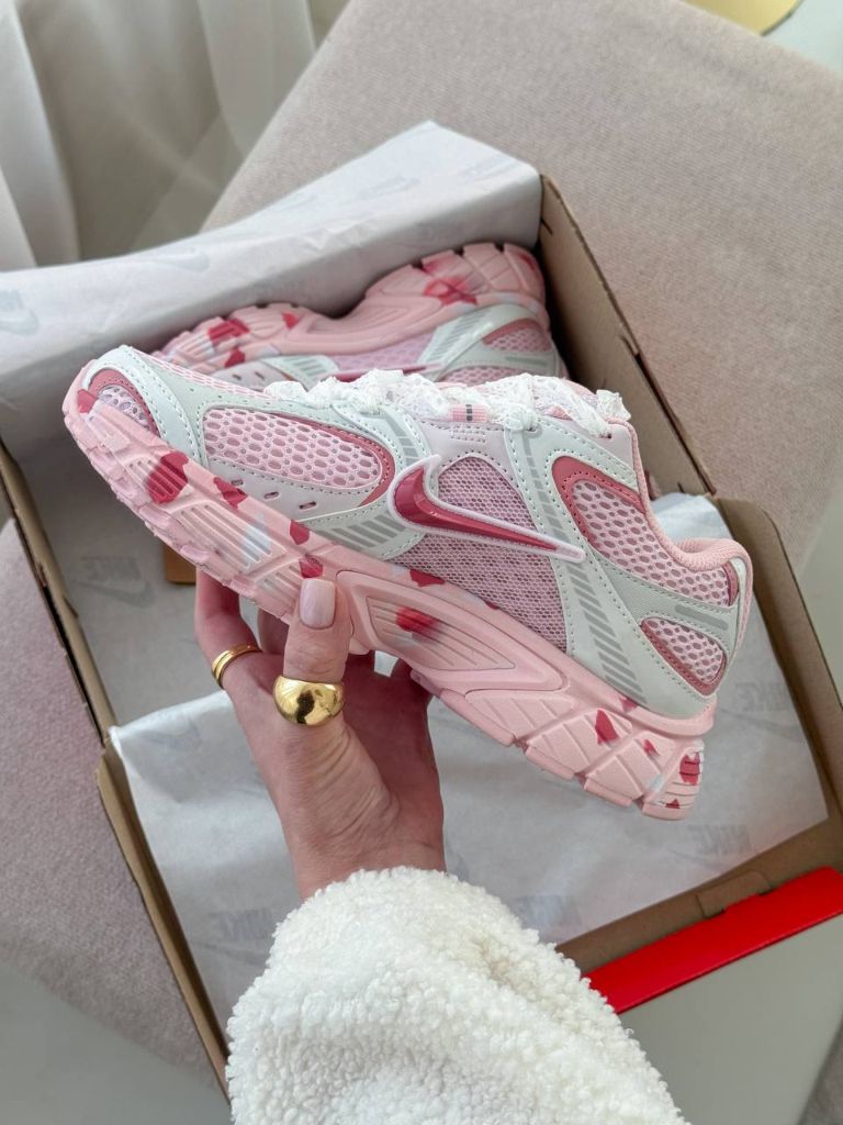 Кросівки Nike Zoom Vomero 5 RNR Сustom Pink