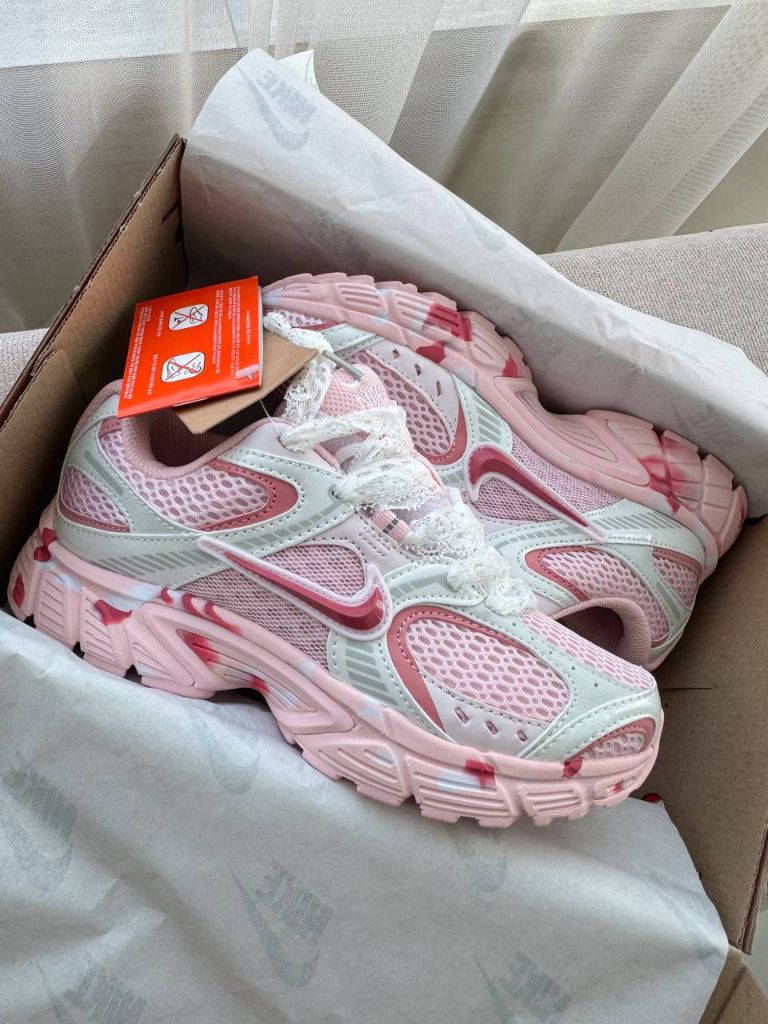 Кросівки Nike Zoom Vomero 5 RNR Сustom Pink