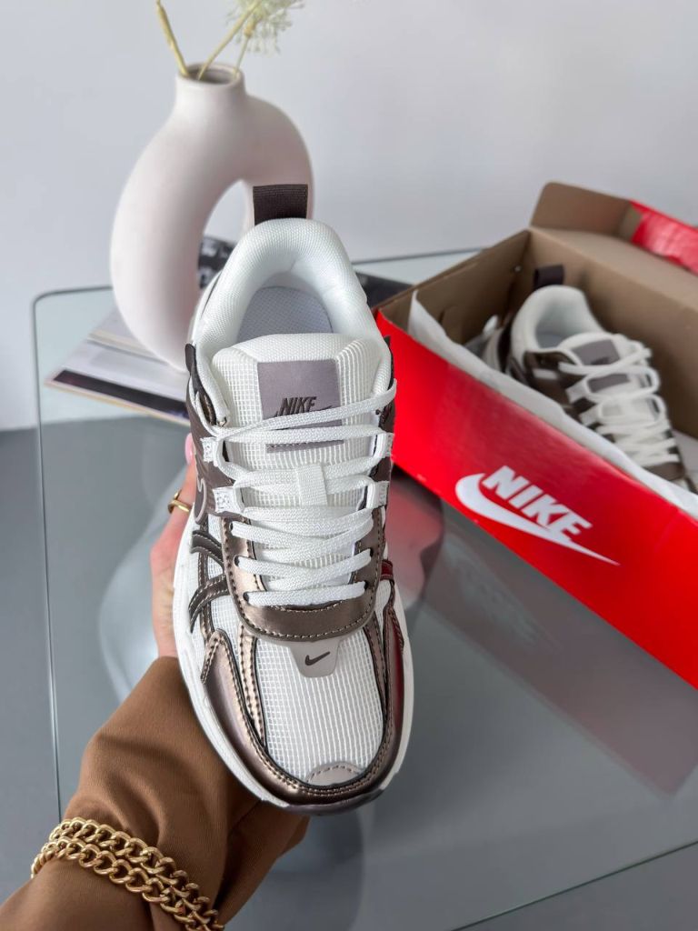 Кросівки Nike V2k Run Mink Brown Summit White College Grey