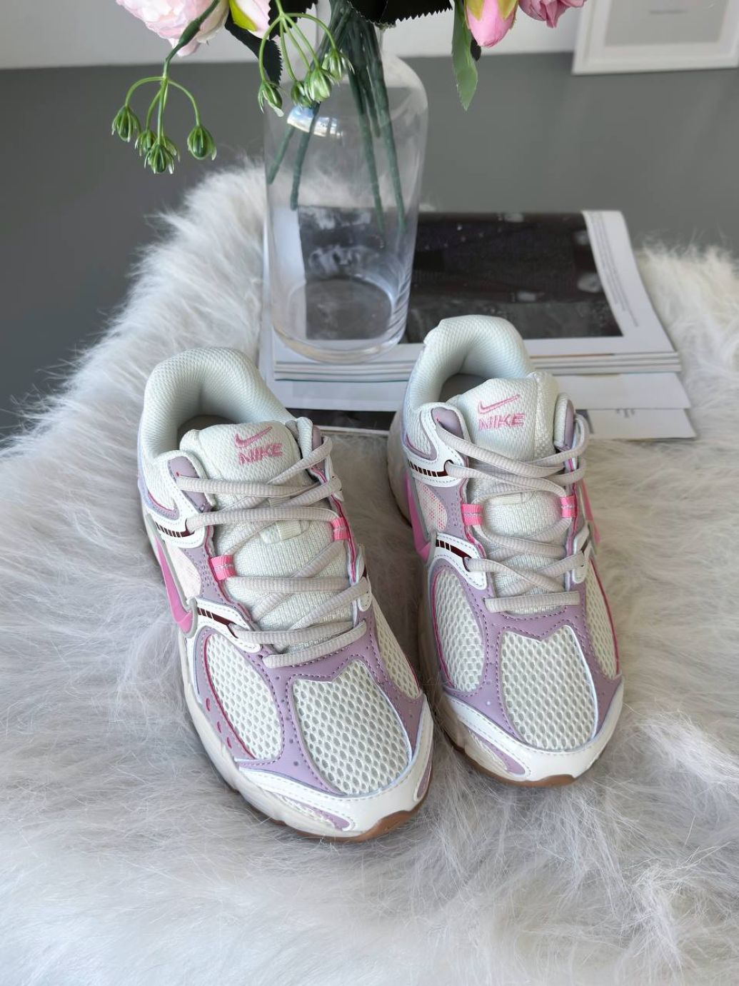 Кросівки біло-лілові Nike V5 RNR Beige Pink