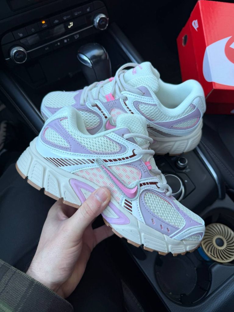 Кросівки біло-лілові Nike V5 RNR Beige Pink