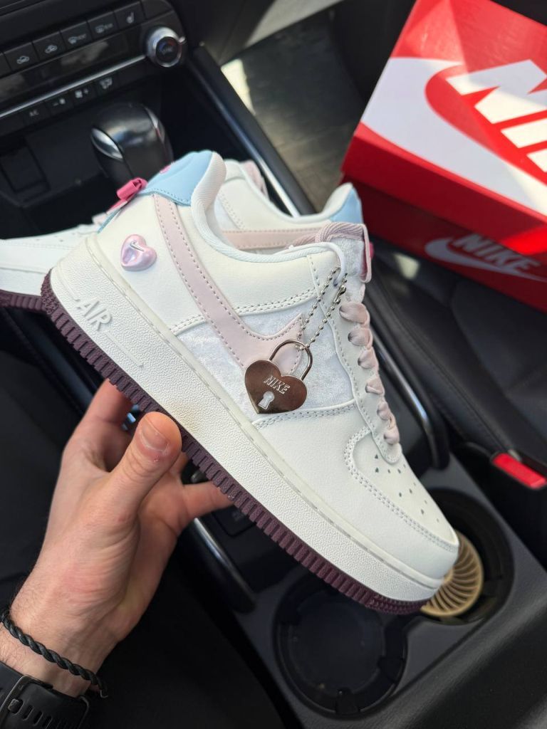 Кросівки Nike Dunk Low Valentine`s Day