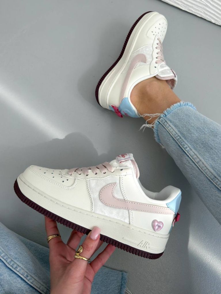 Кросівки Nike Dunk Low Valentine`s Day