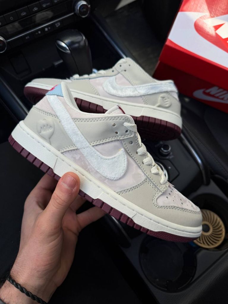 Кросівки Nike Dunk Low Wmns Valentine`s Day