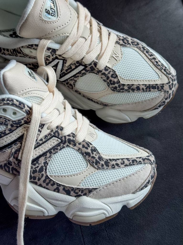 Кросівки New Balance 9060 Leo