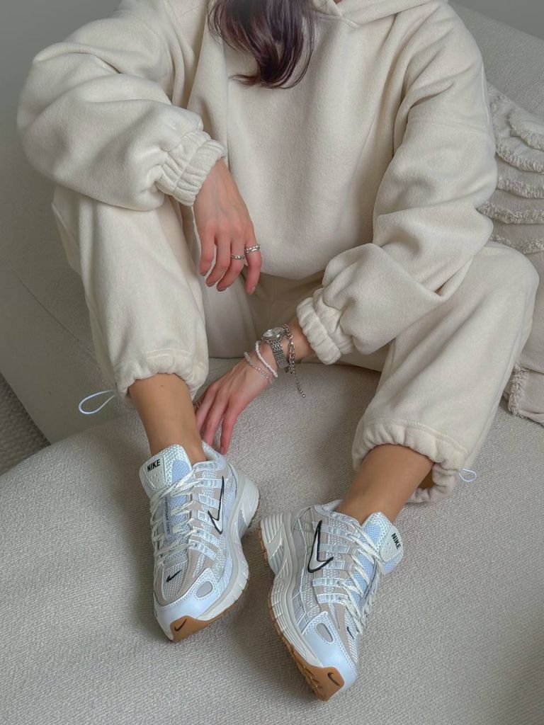 Кросівки Nike P-6000 White Beige