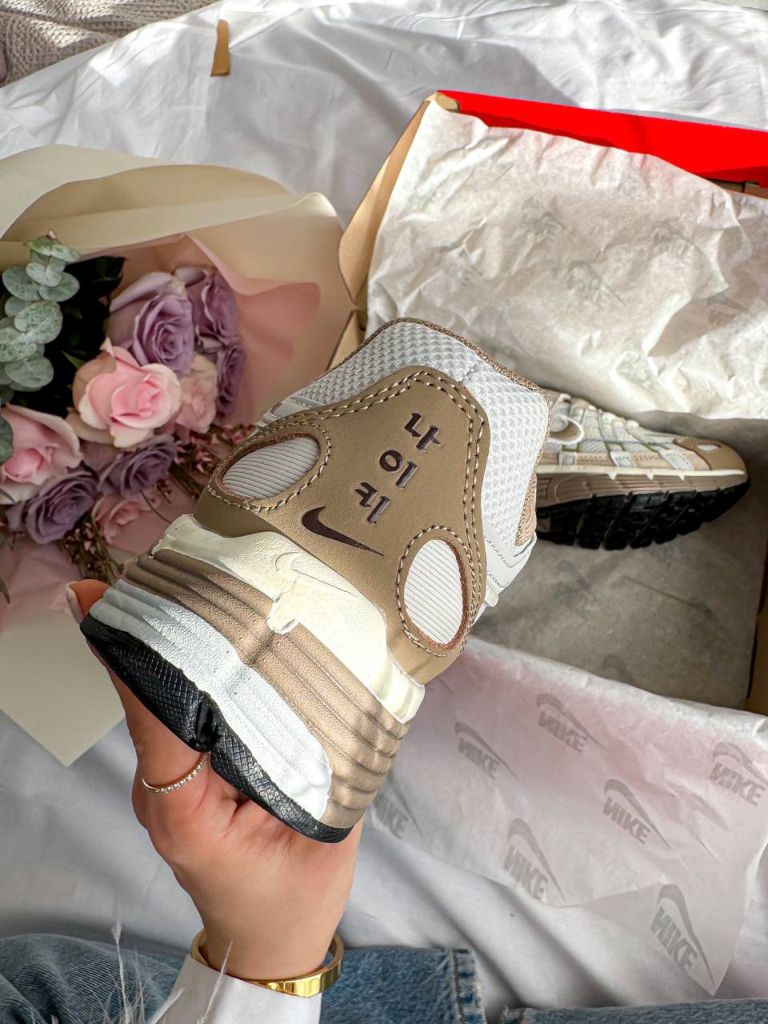Кросівки Nike P-6000 Beige