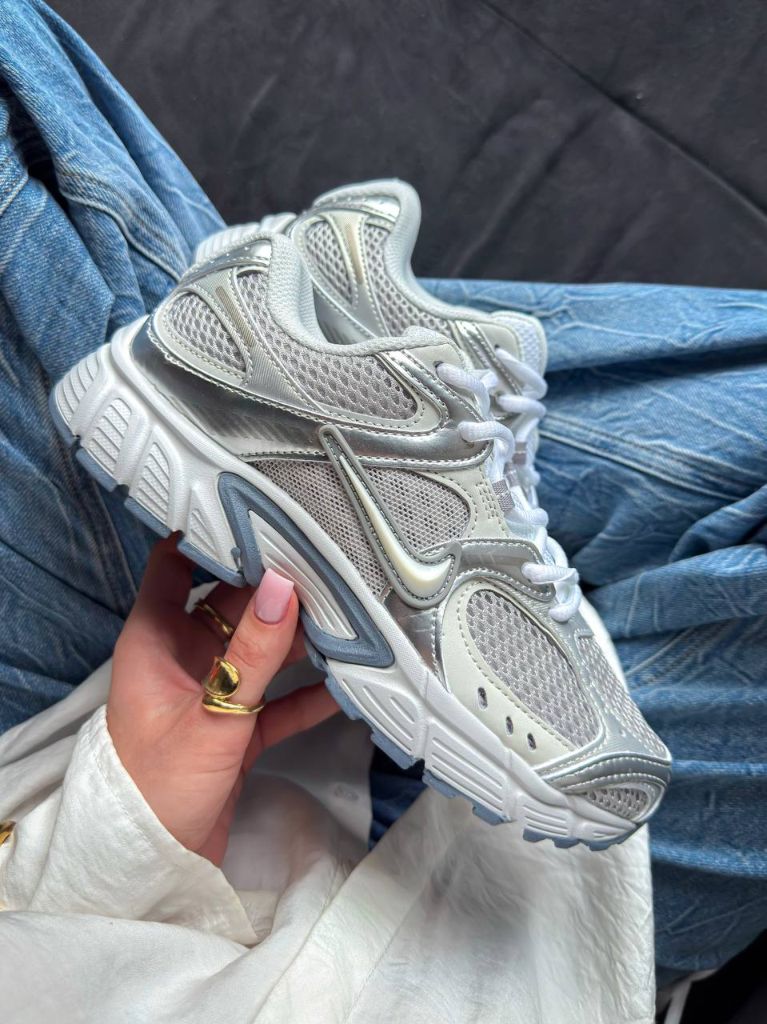 Кросівки Nike V5 RNR Metallic Silver Whute