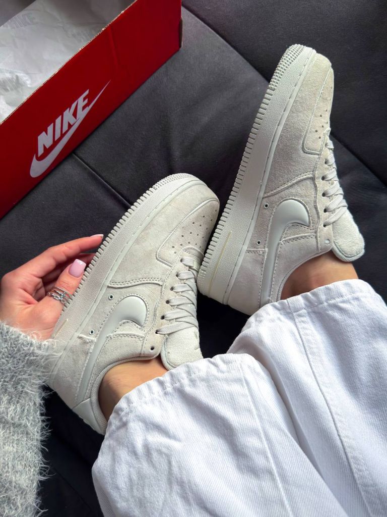 Кросівки Nike Air Force Wolf Grey Suede