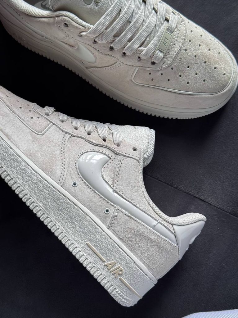 Кросівки Nike Air Force Wolf Grey Suede