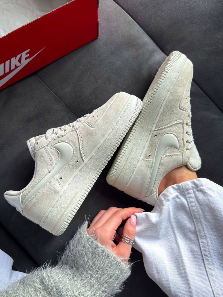 Кросівки Nike Air Force Wolf Grey Suede