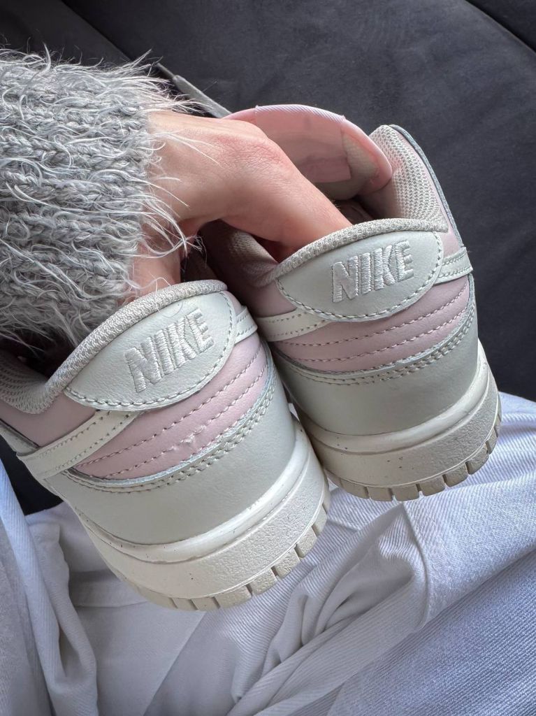 Кросівки рожево-сірі Nike Dunk Low Pink Grey