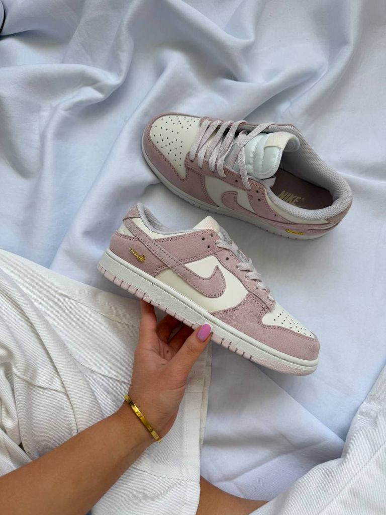 Кросівки Nike Dunk Low Pink Metallic Gold 