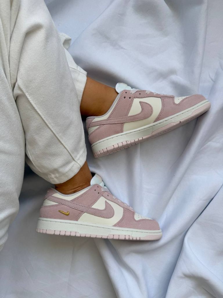 Кросівки Nike Dunk Low Pink Metallic Gold 
