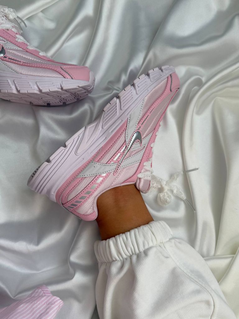 Кросівки Nike Initiator Pink Grey