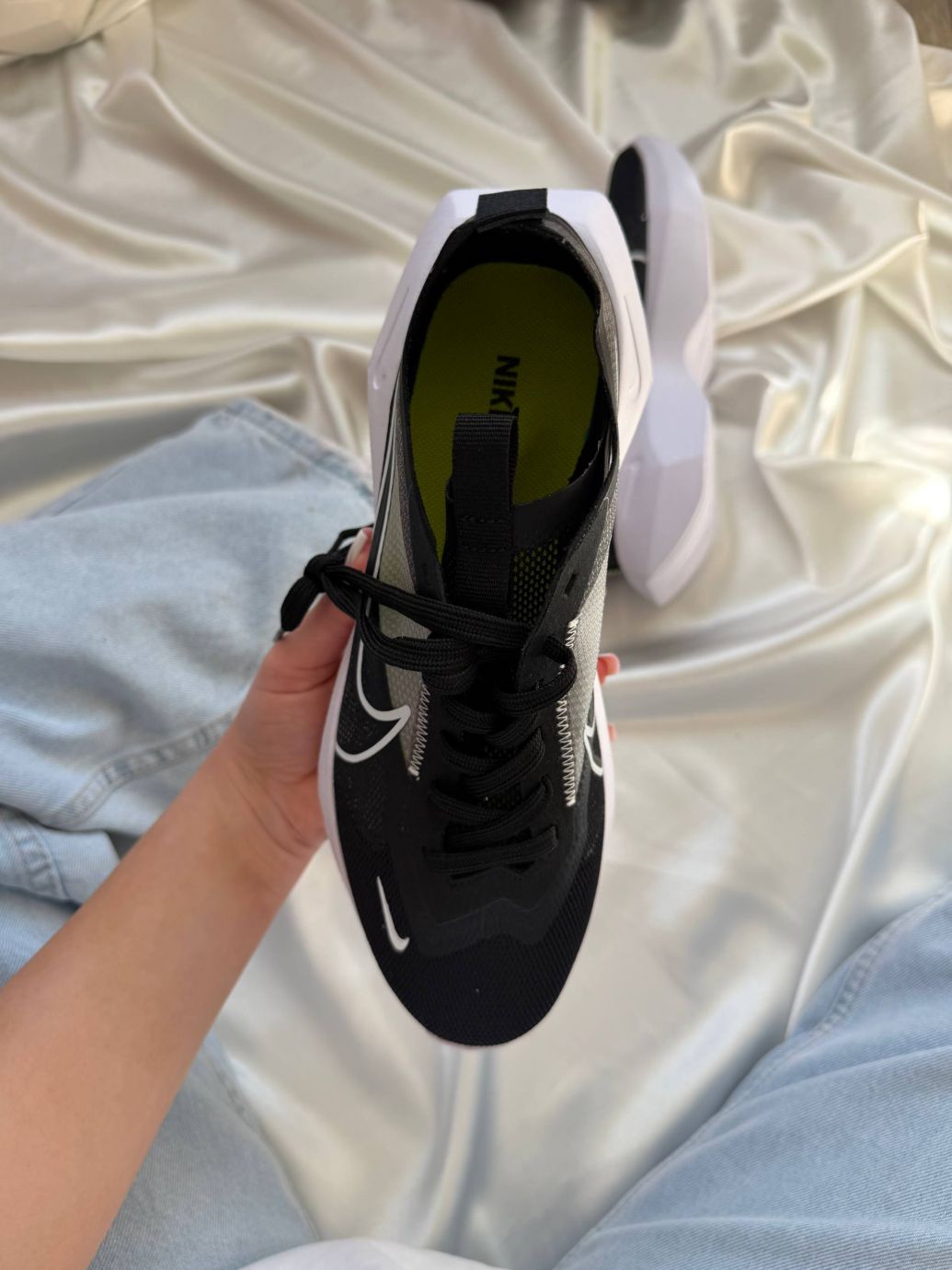 Кросівки Nike Vista Lite Black White