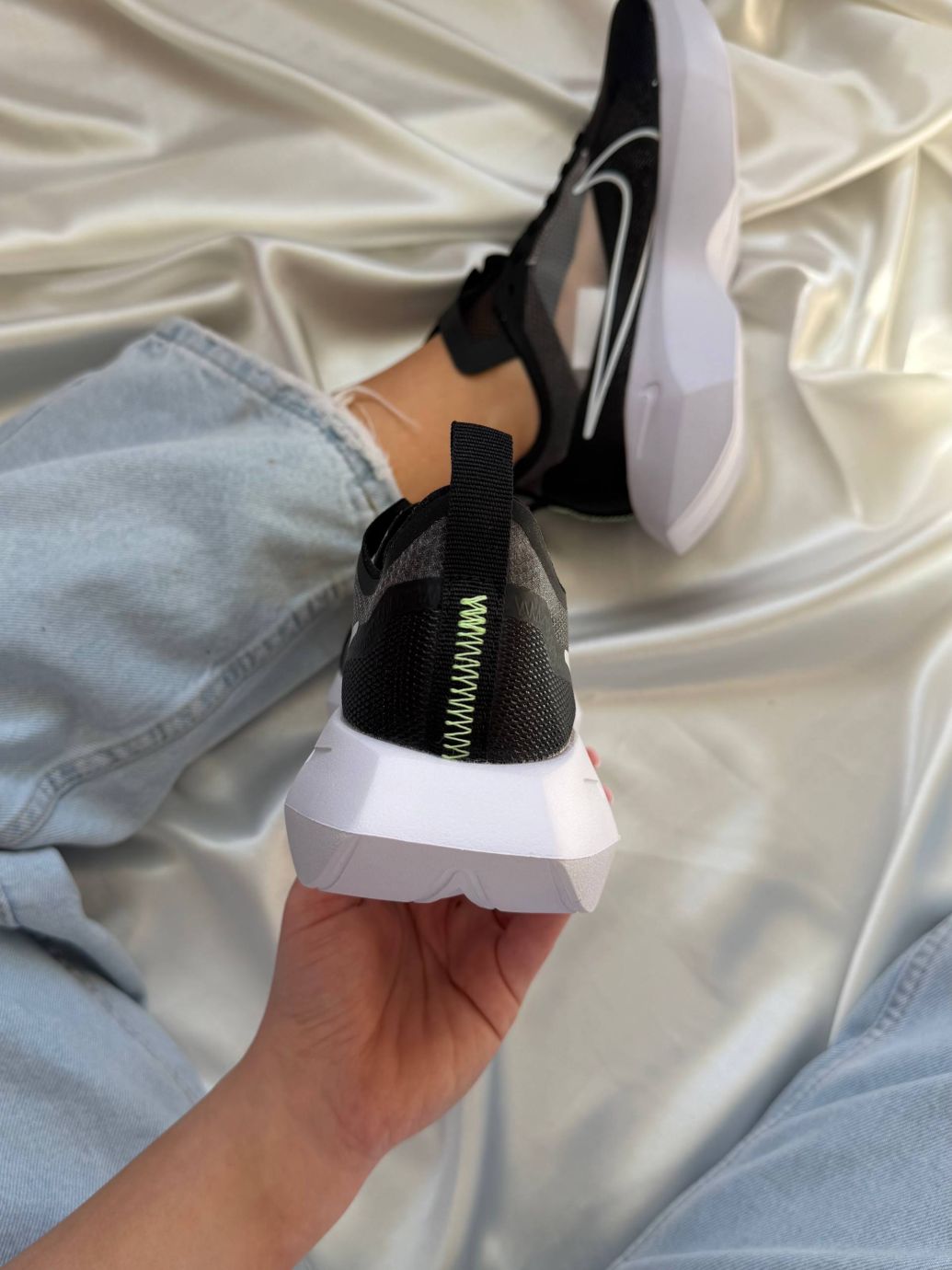 Кросівки Nike Vista Lite Black White