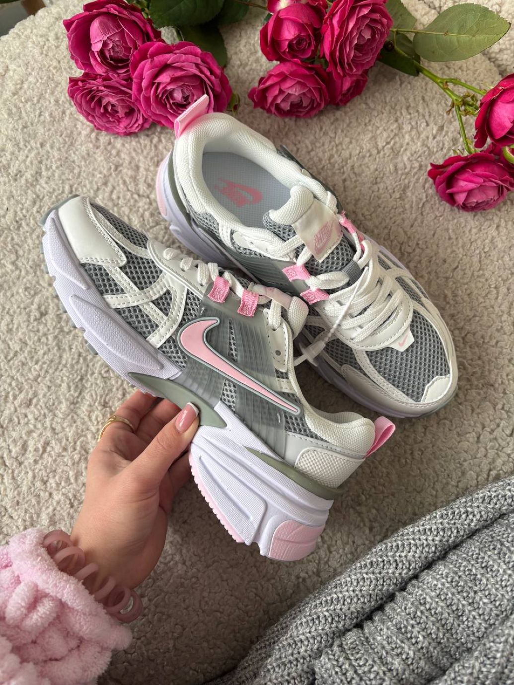 Кросівки Nike V2K Runtekk White Grey Pink