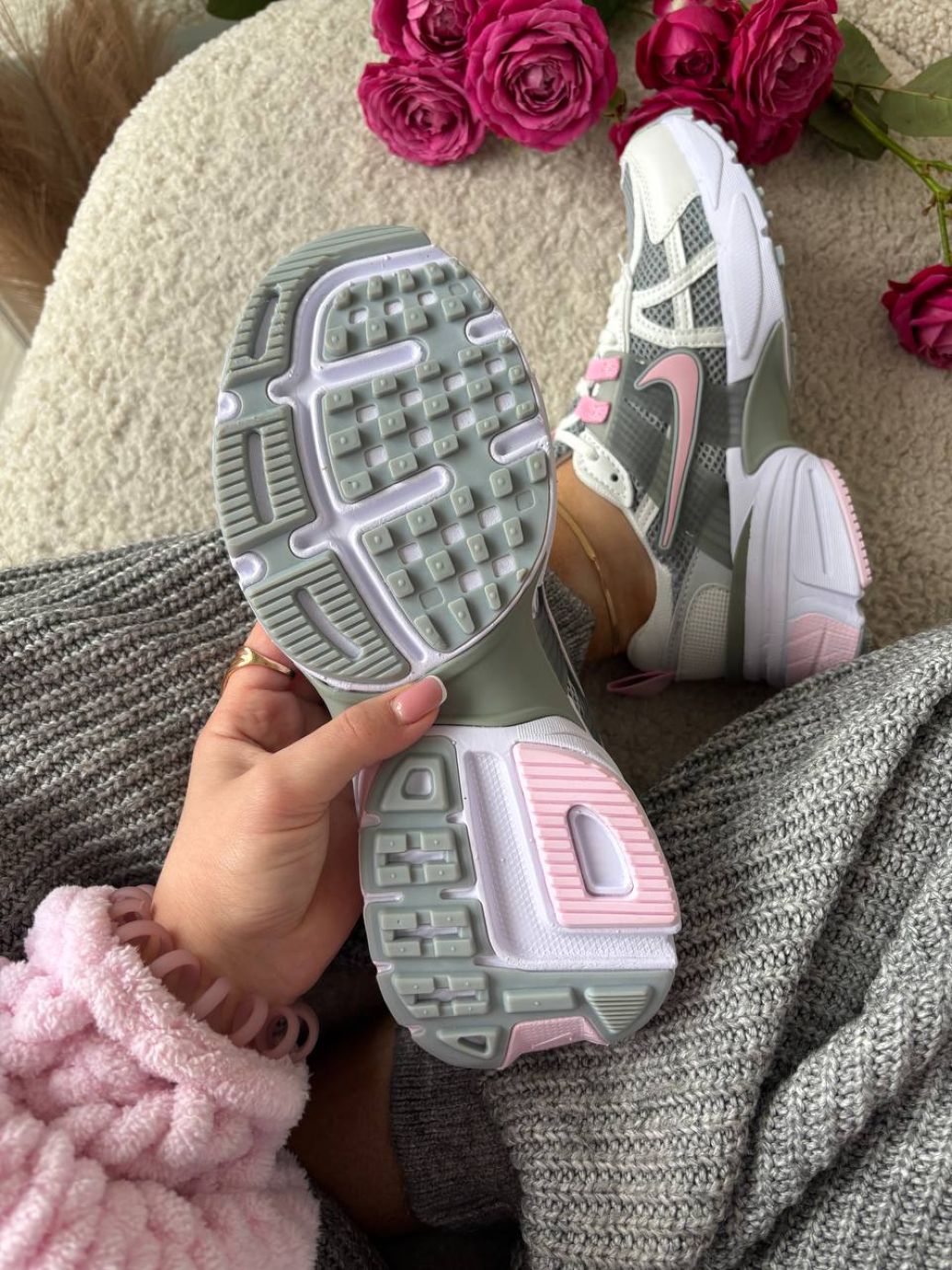 Кросівки Nike V2K Runtekk White Grey Pink