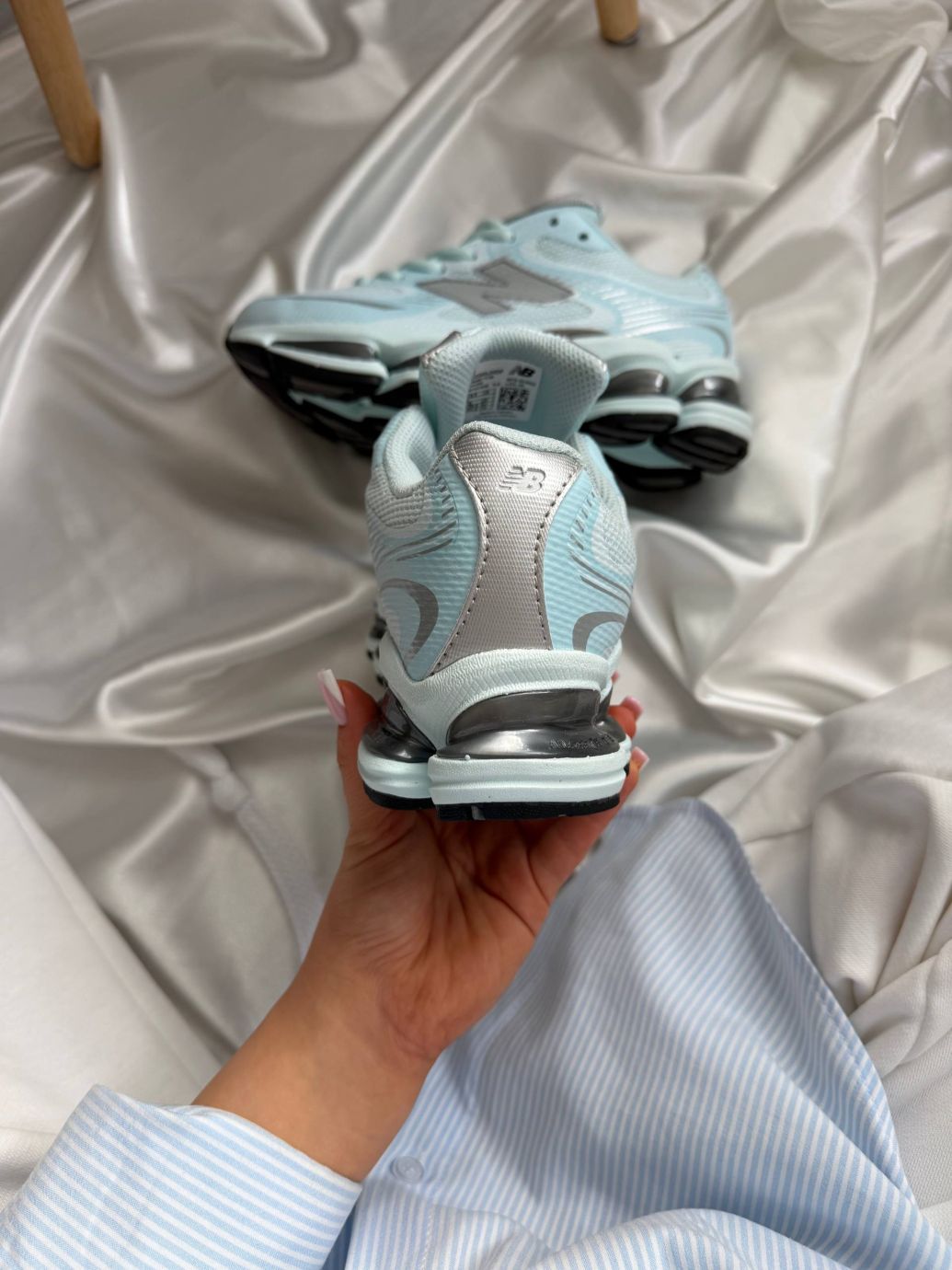 Кросівки м'ятні New Balance 2000 Light Blue Pastel 