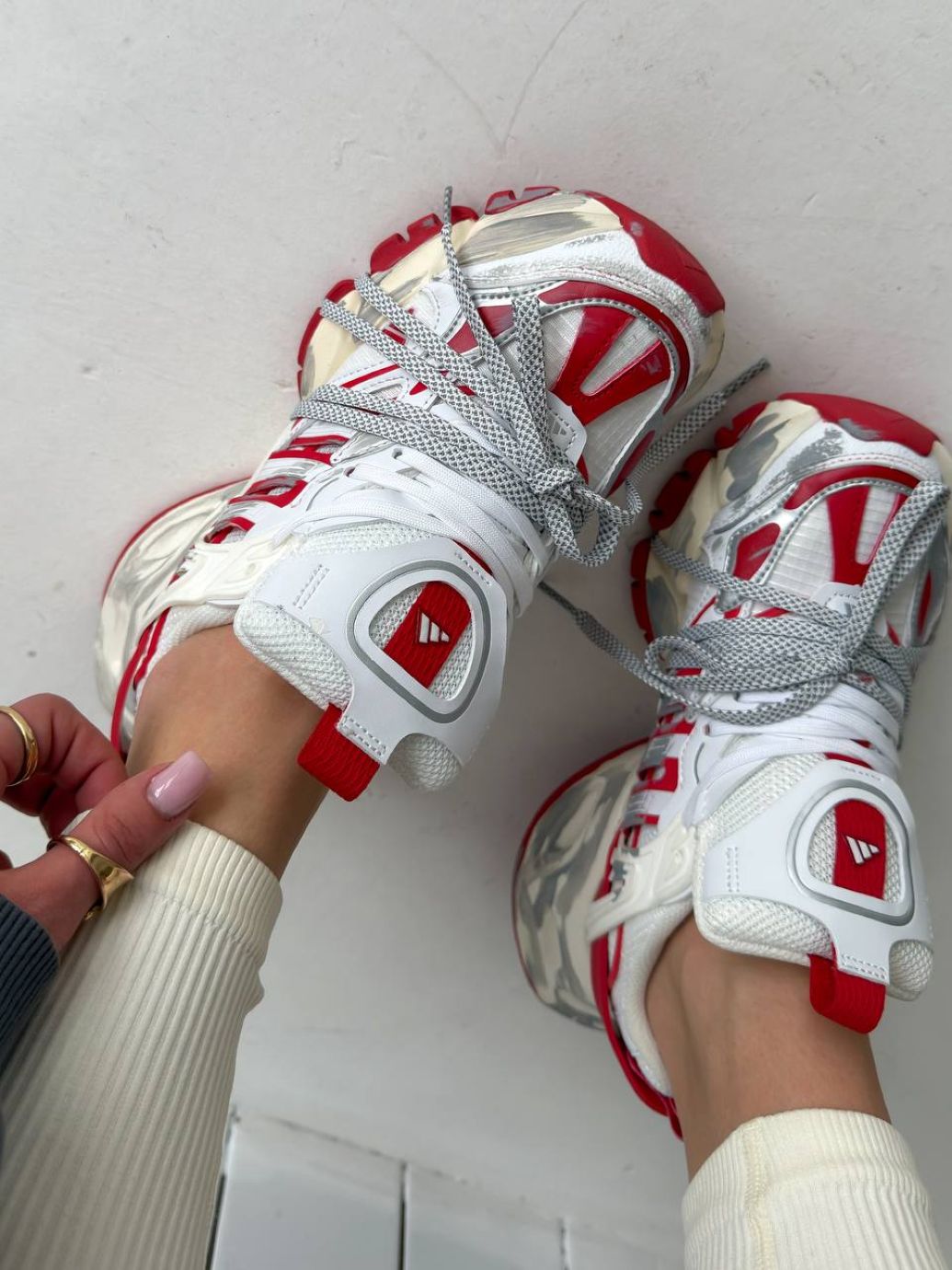 Кросівки Adidas Vento XLG Deluxe White Red