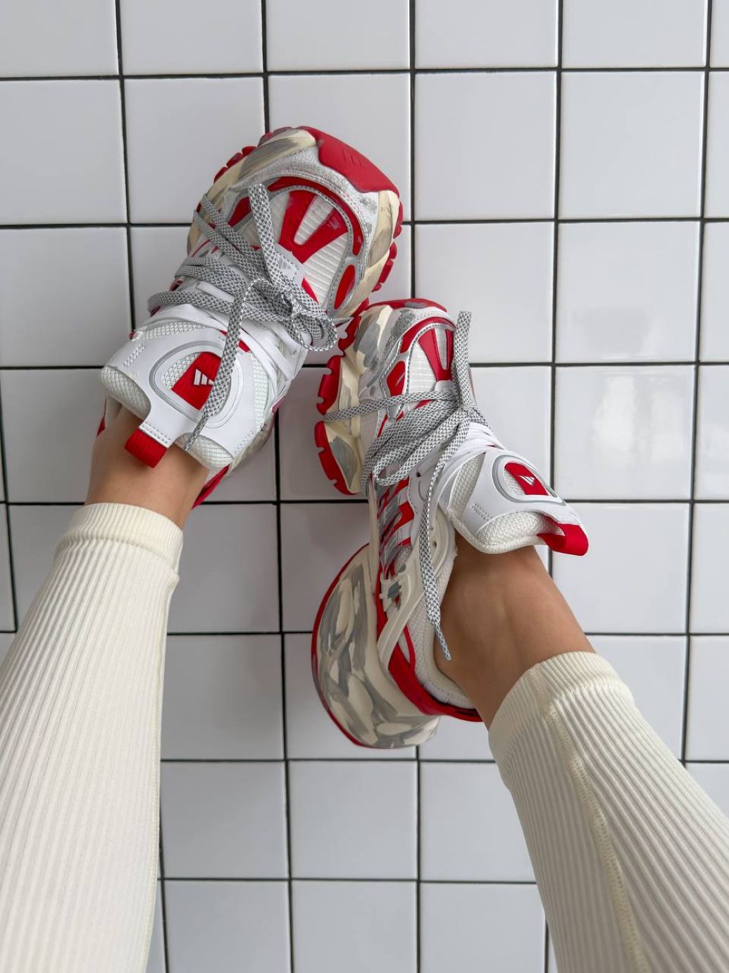 Кросівки Adidas Vento XLG Deluxe White Red