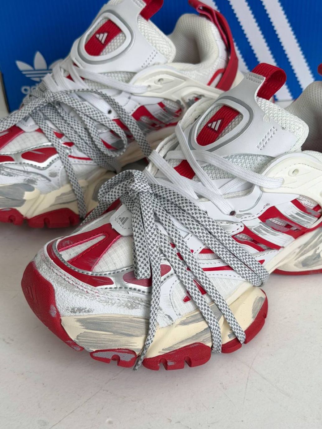 Кросівки Adidas Vento XLG Deluxe White Red