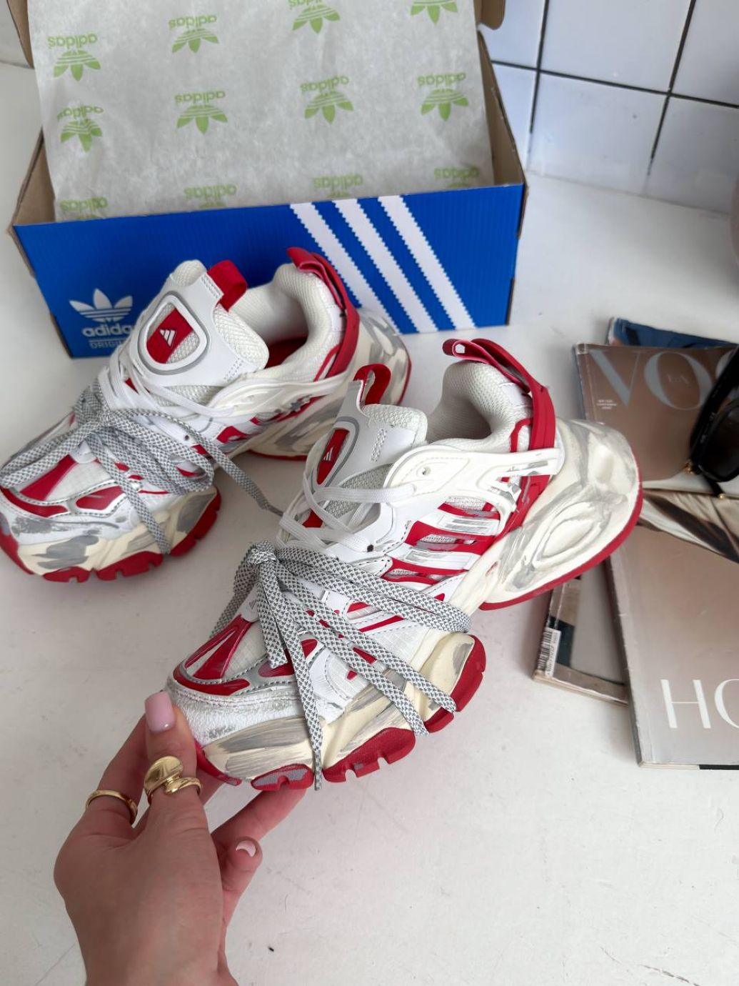 Кросівки Adidas Vento XLG Deluxe White Red