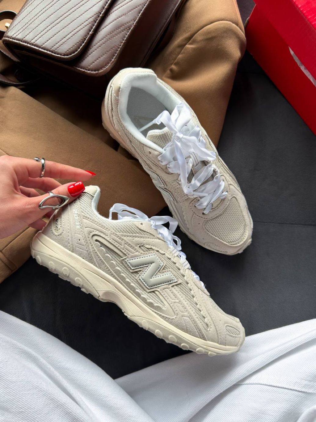 Кросівки New Balance 204L Timberwolf Linen