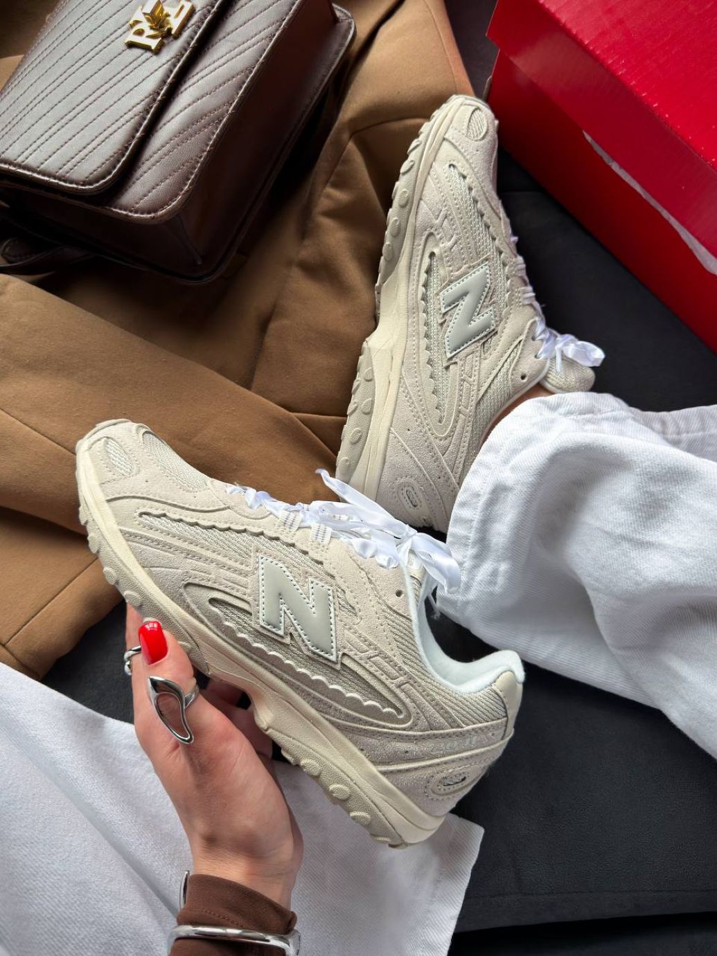Кросівки New Balance 204L Timberwolf Linen