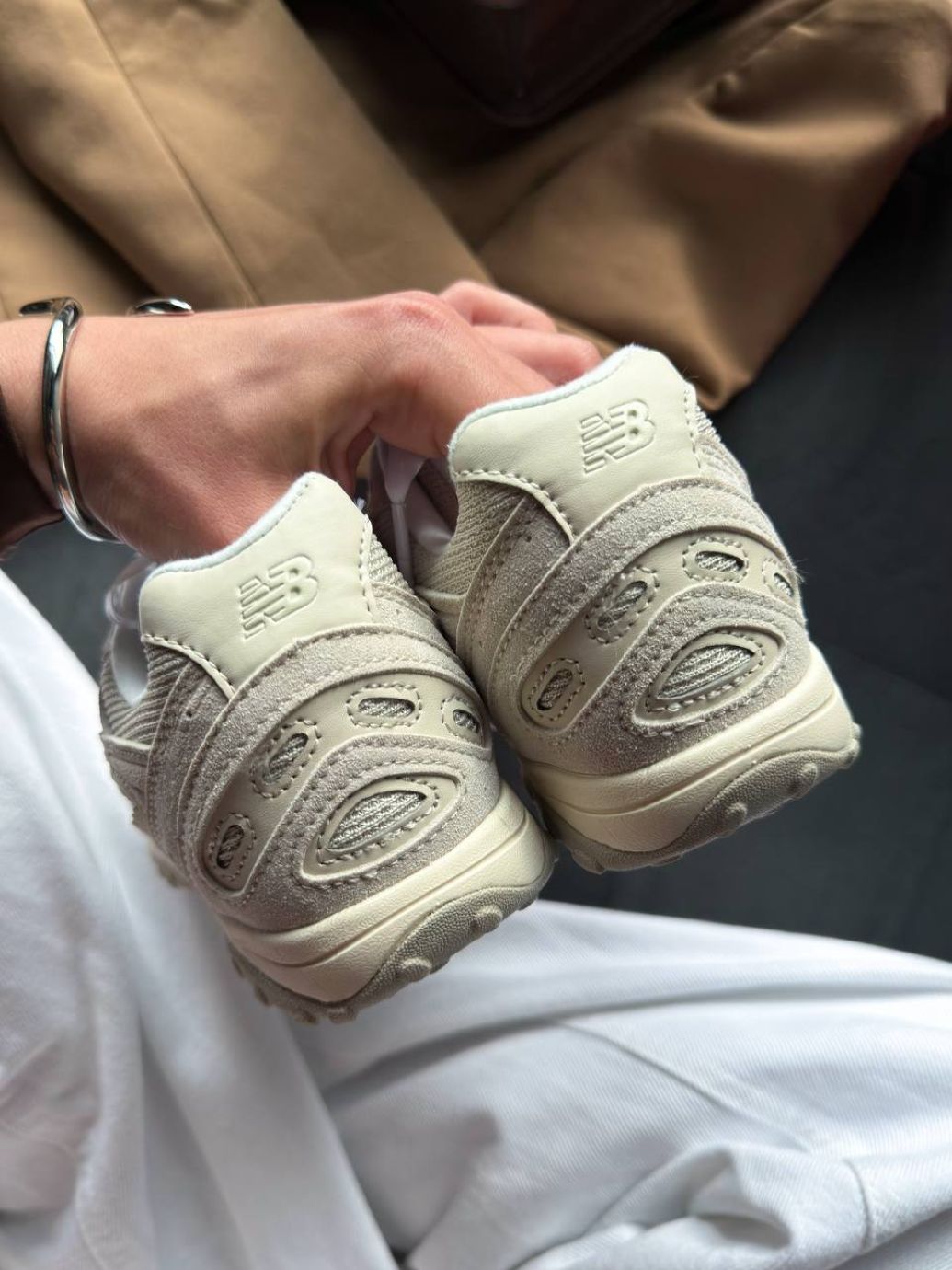 Кросівки New Balance 204L Timberwolf Linen