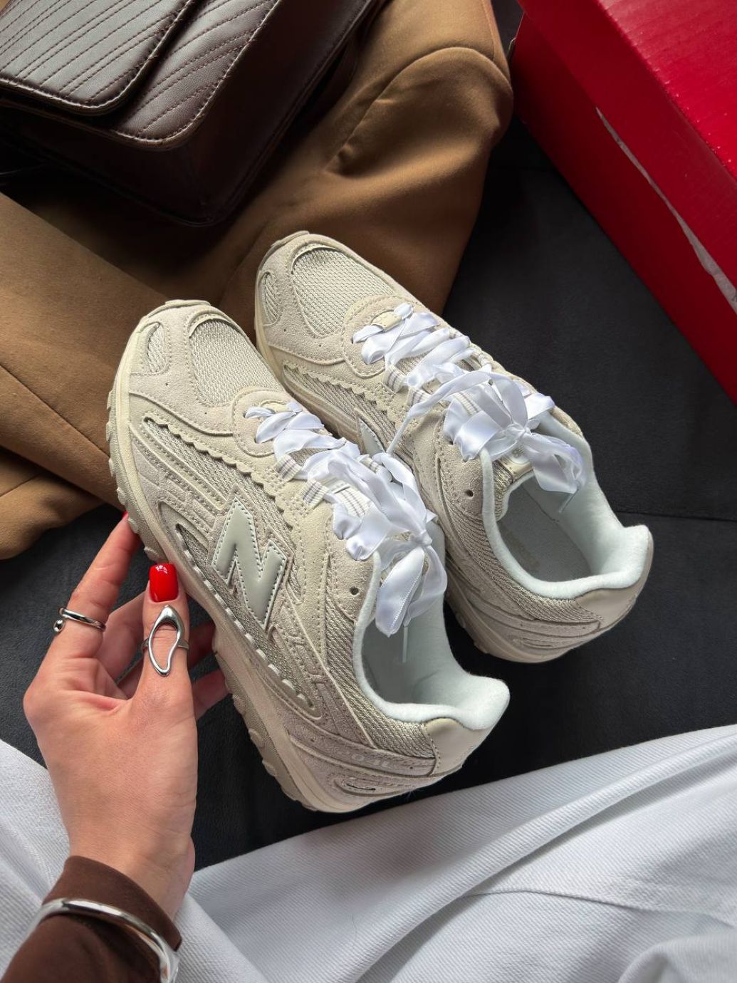 Кросівки New Balance 204L Timberwolf Linen