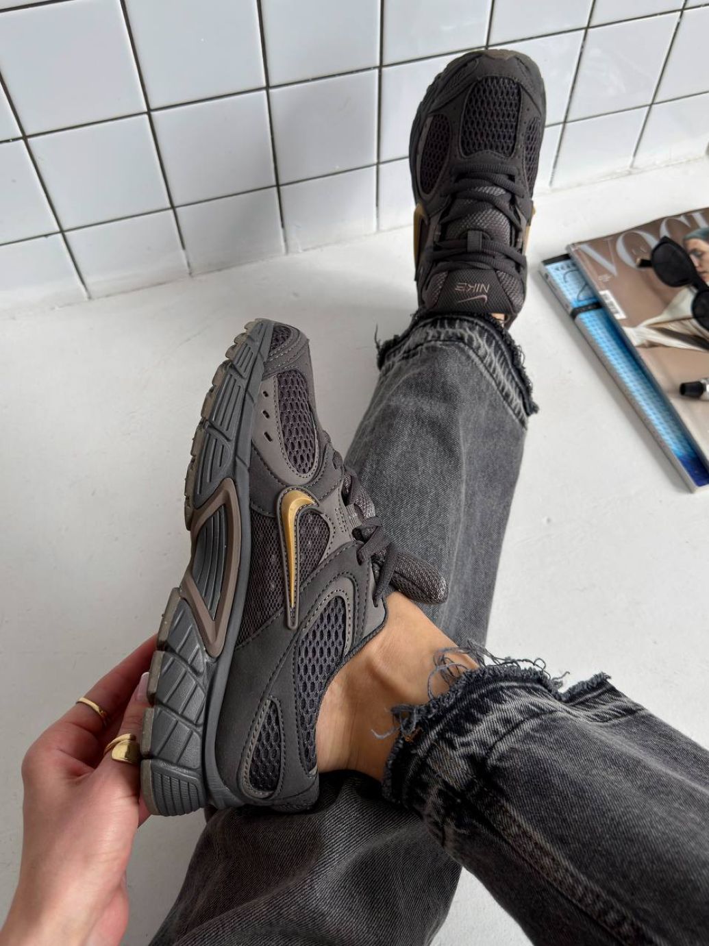 Кросівки Nike V5 RNR Medium Ash