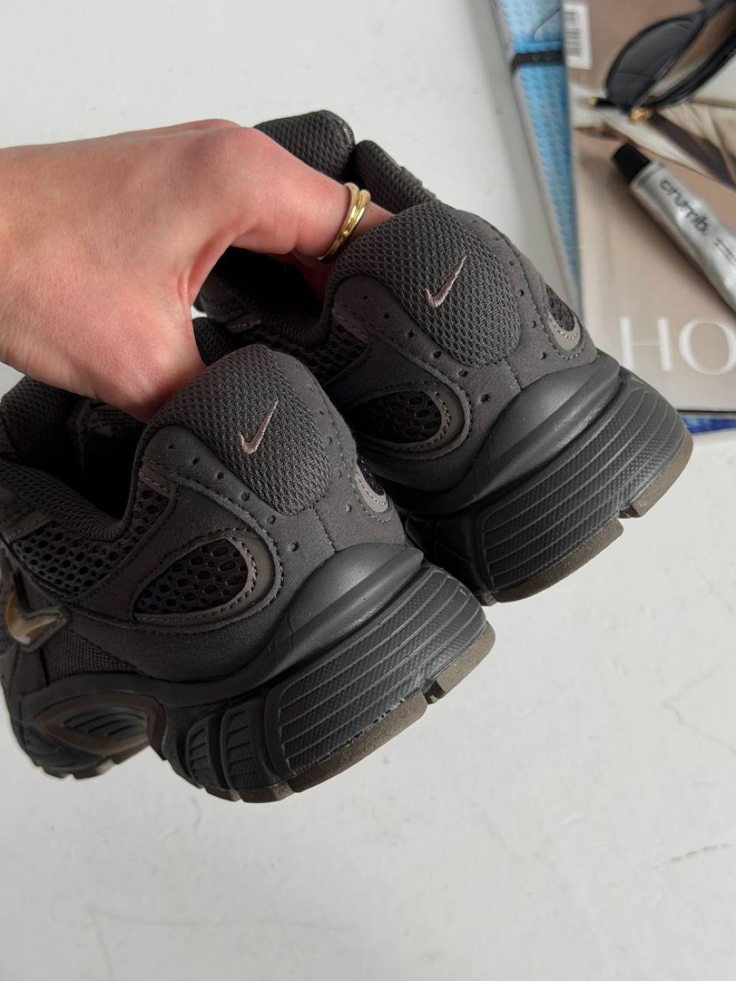Кросівки Nike V5 RNR Medium Ash