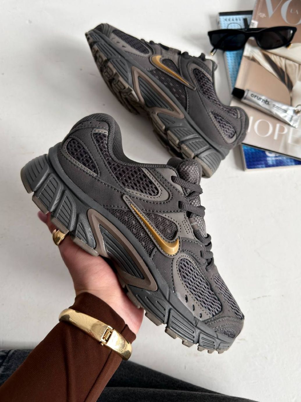 Кросівки Nike V5 RNR Medium Ash