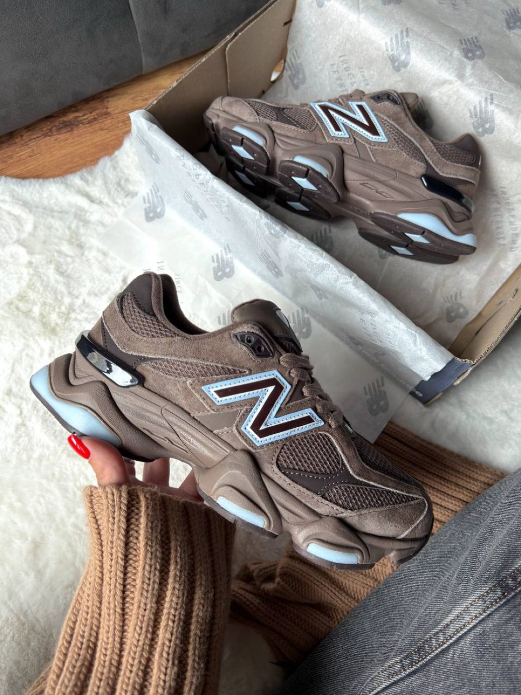 Кросівки коричневі з блакитним New Balance 9060 Brown Ice