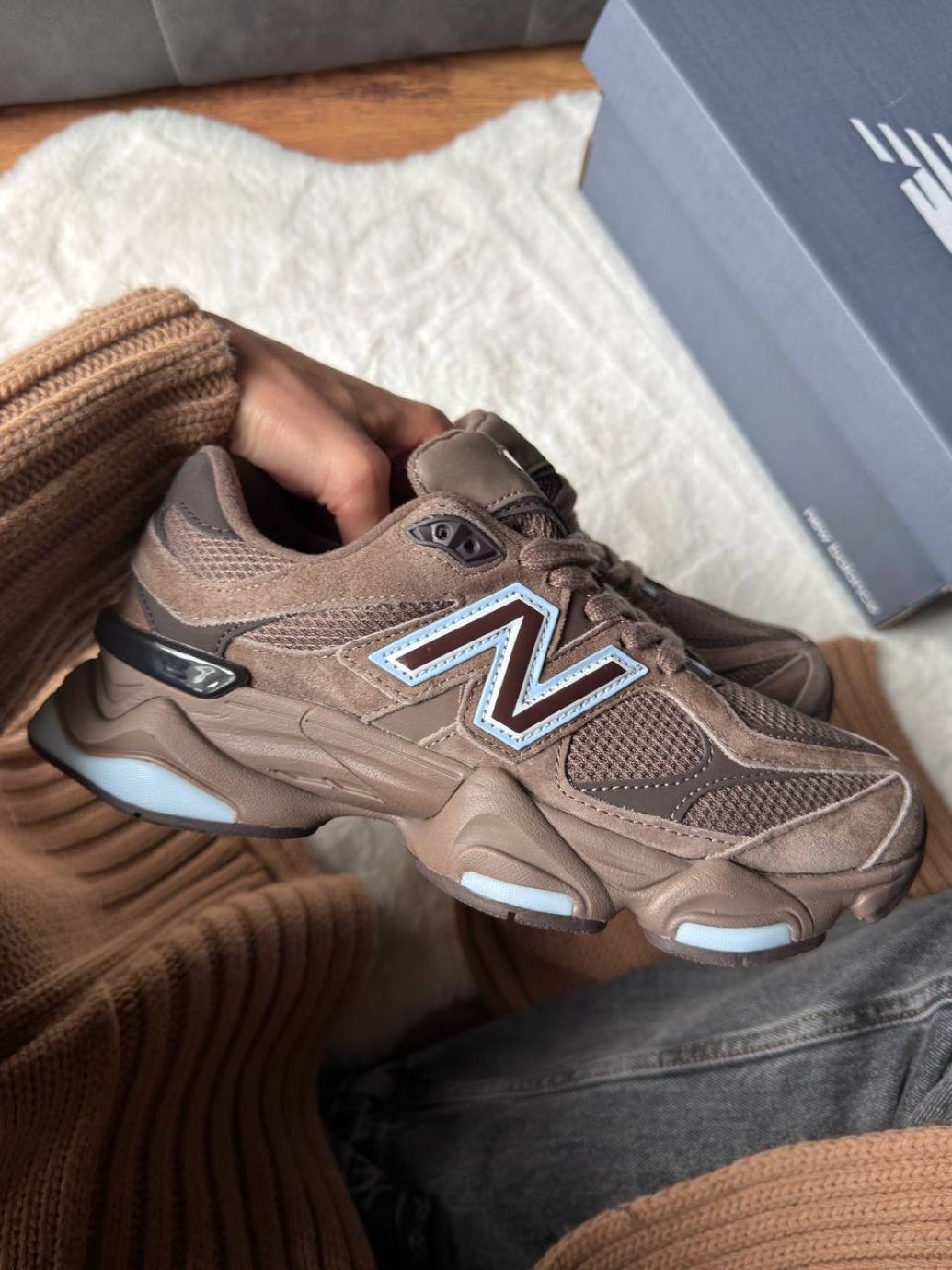 Кросівки коричневі з блакитним New Balance 9060 Brown Ice