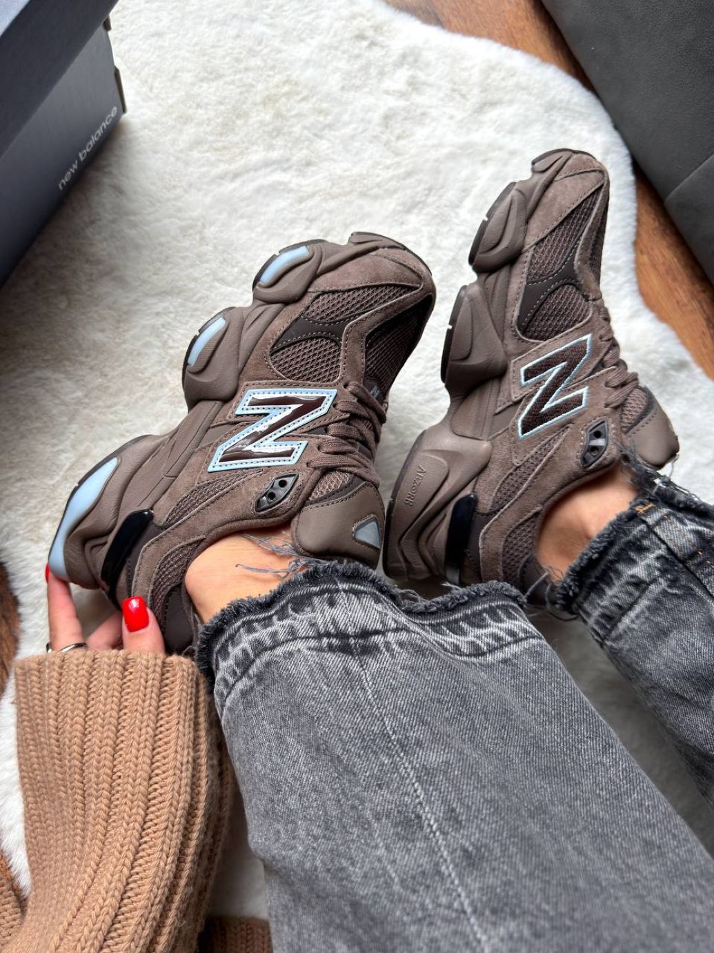 Кросівки коричневі з блакитним New Balance 9060 Brown Ice