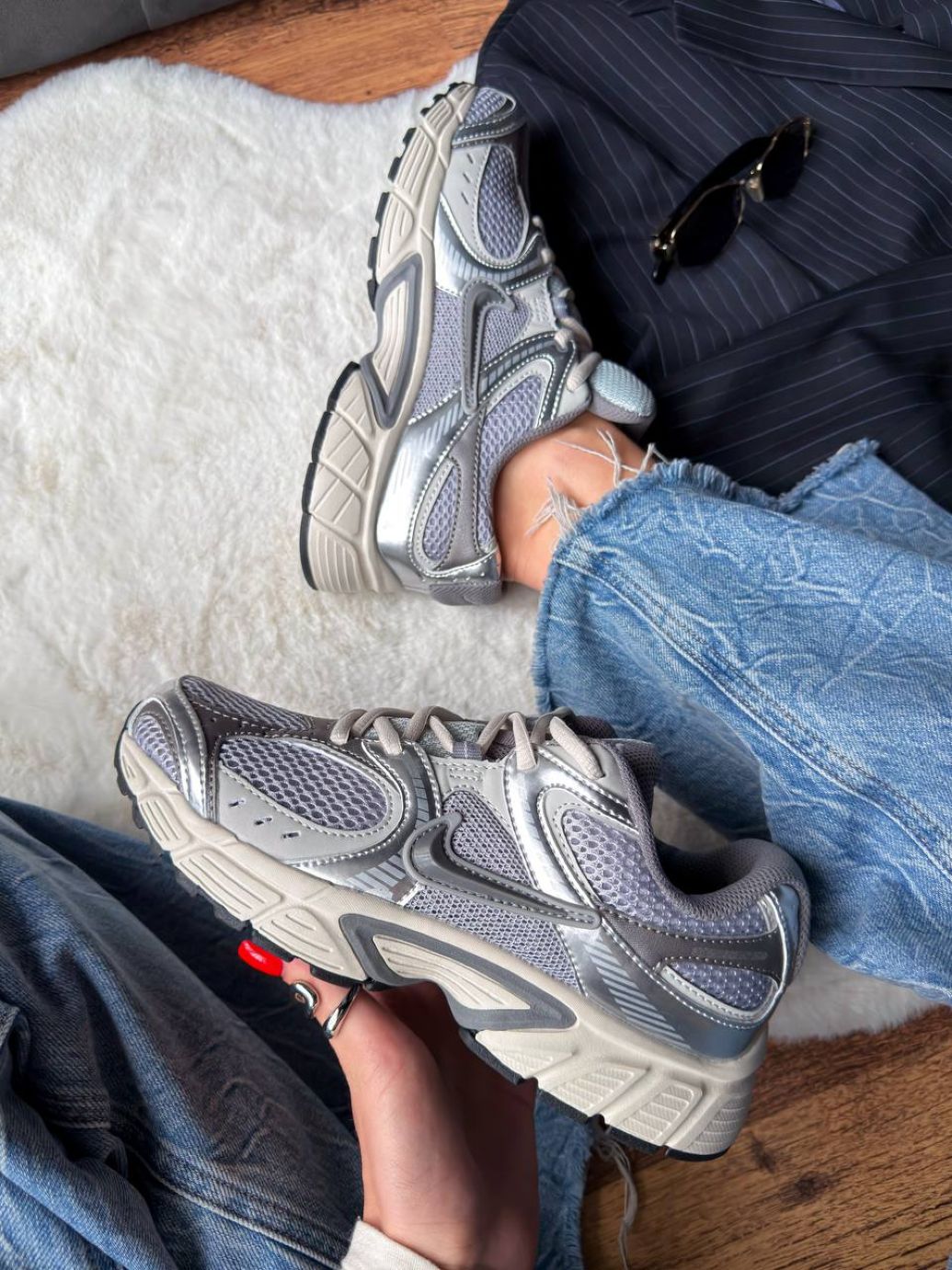 Кросівки Nike V5 RNR Metallic Silver Grey