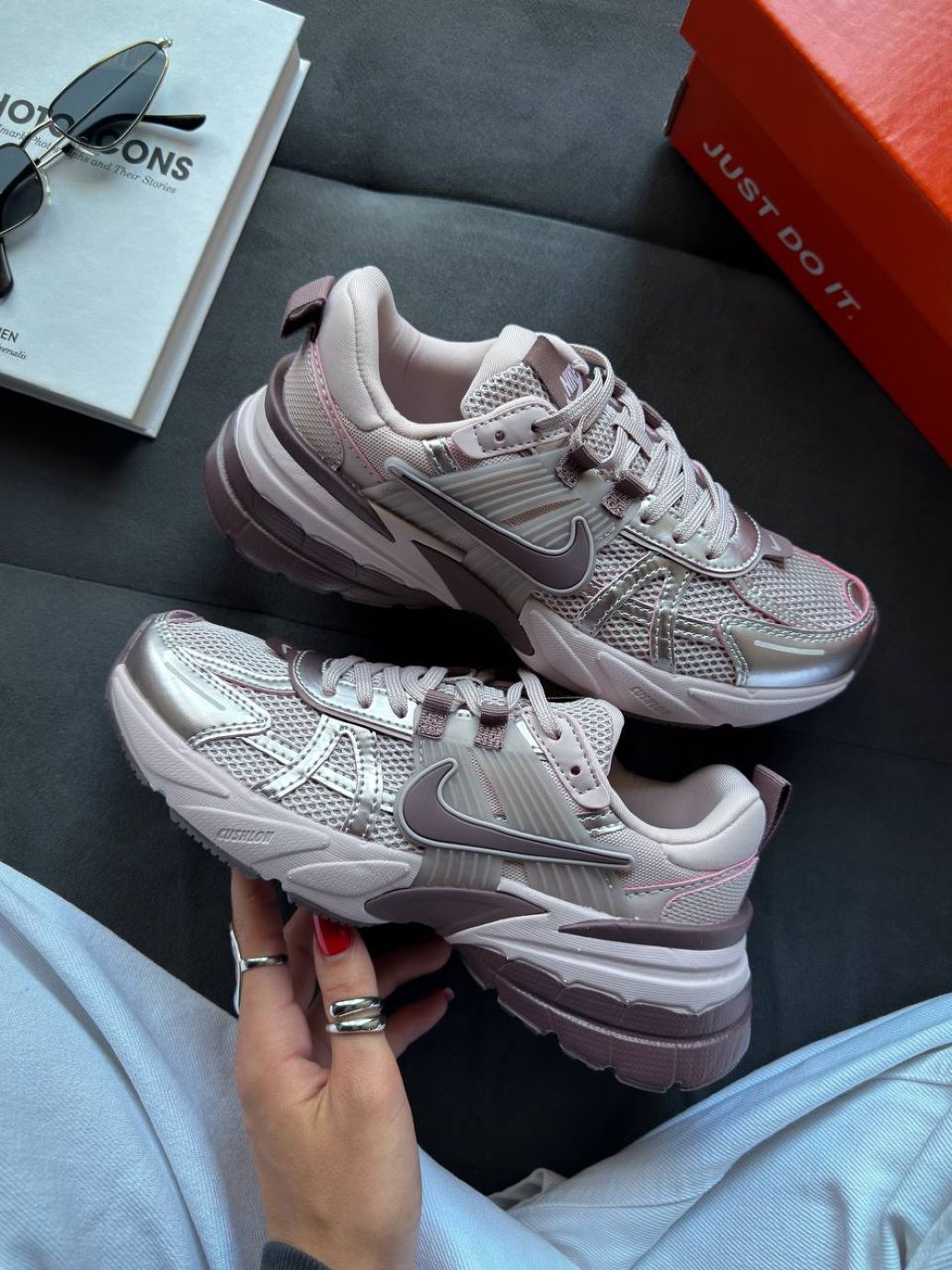 Кросівки Nike V2k Run Platinum Grey