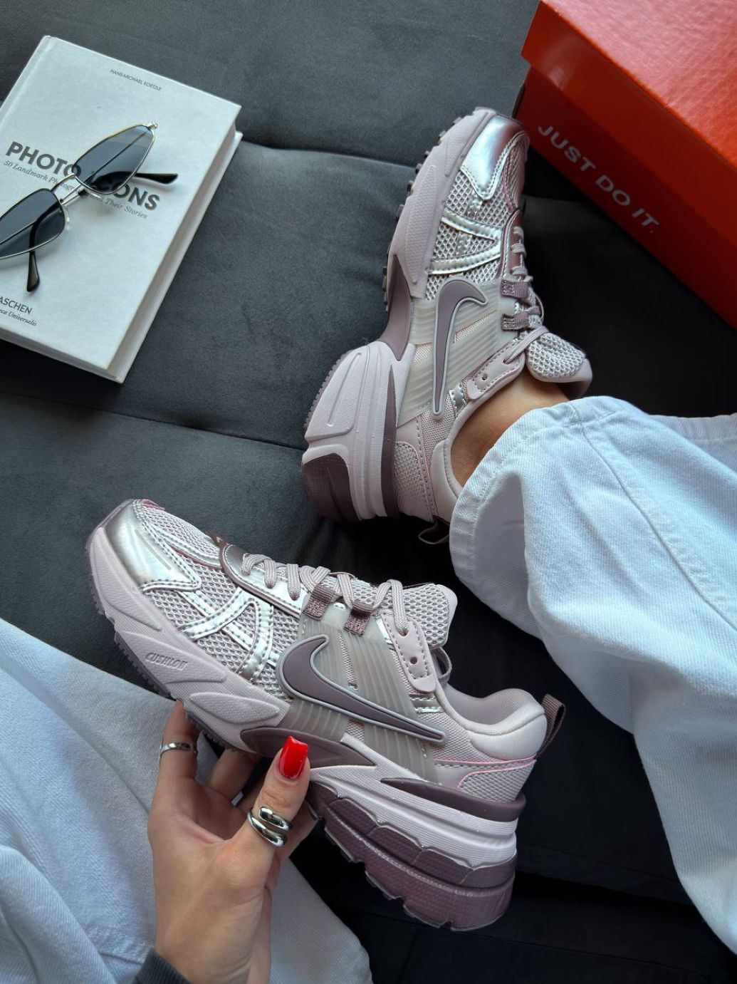 Кросівки Nike V2k Run Platinum Grey