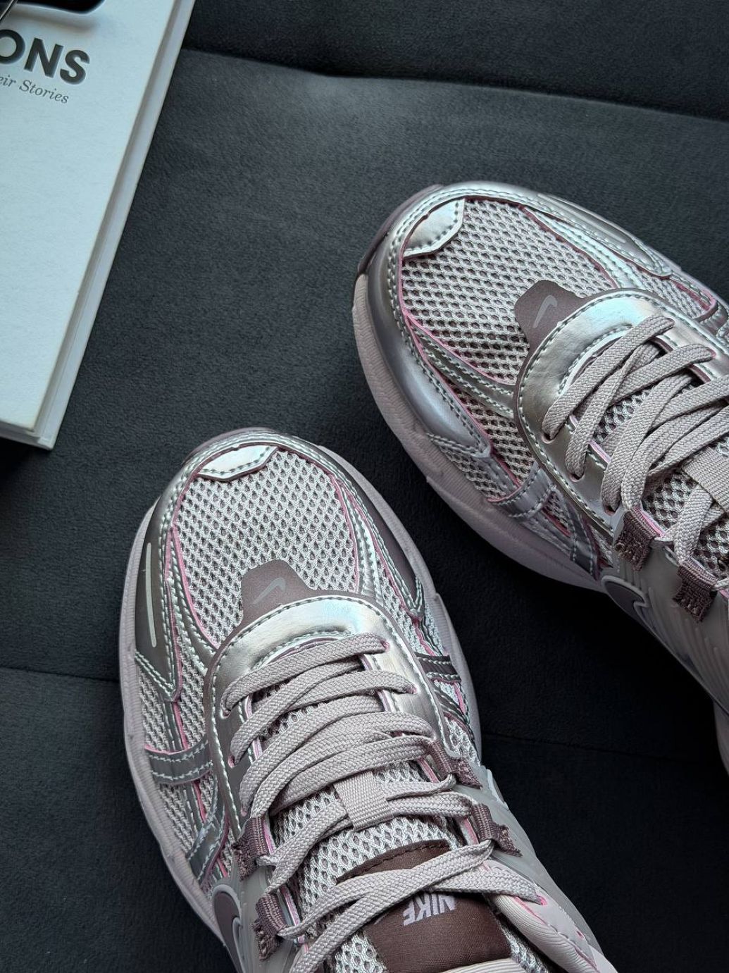 Кросівки Nike V2k Run Platinum Grey